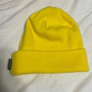 Zowya yellow beanie